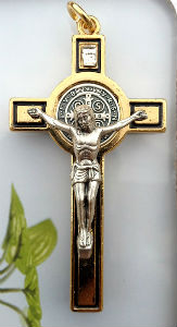 CRUCIFIX ST BENOIT- 8cm